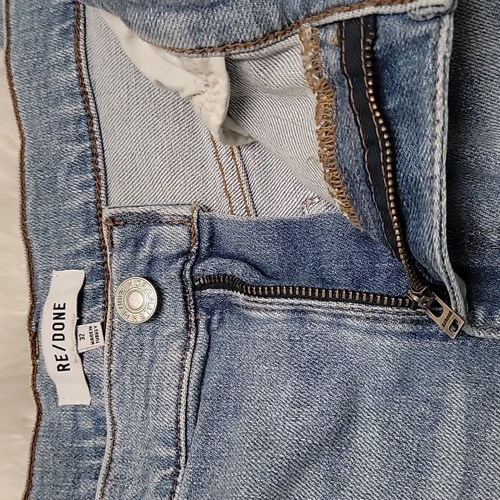 RE/DONE | High Rise 70's Straight Jeans W/Raw Hem - Picture 8 of 12